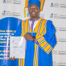 577046135_1255837966563967_7328092806623387024_n Les soutenances